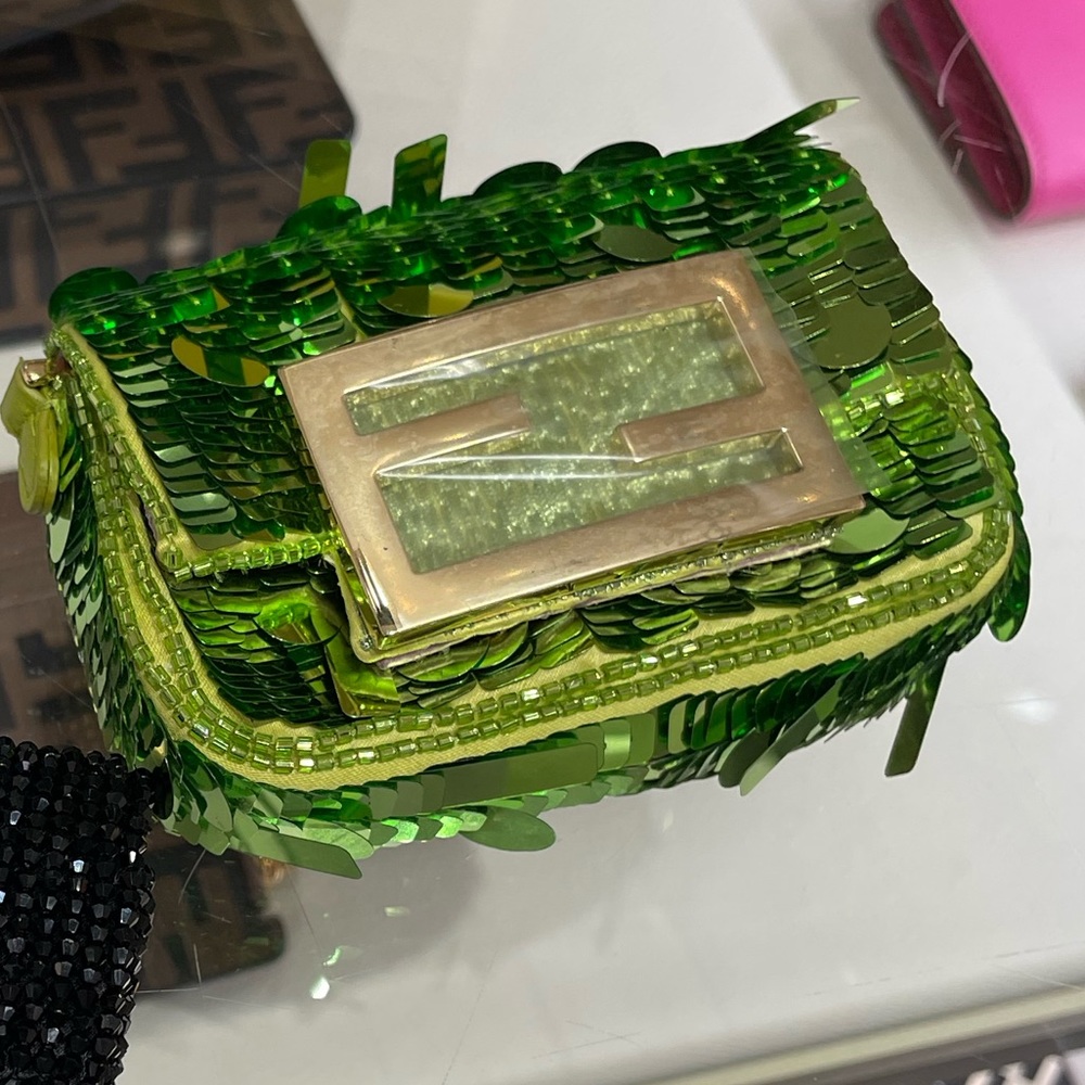 Reserved for Priscilla 💜💚🩷